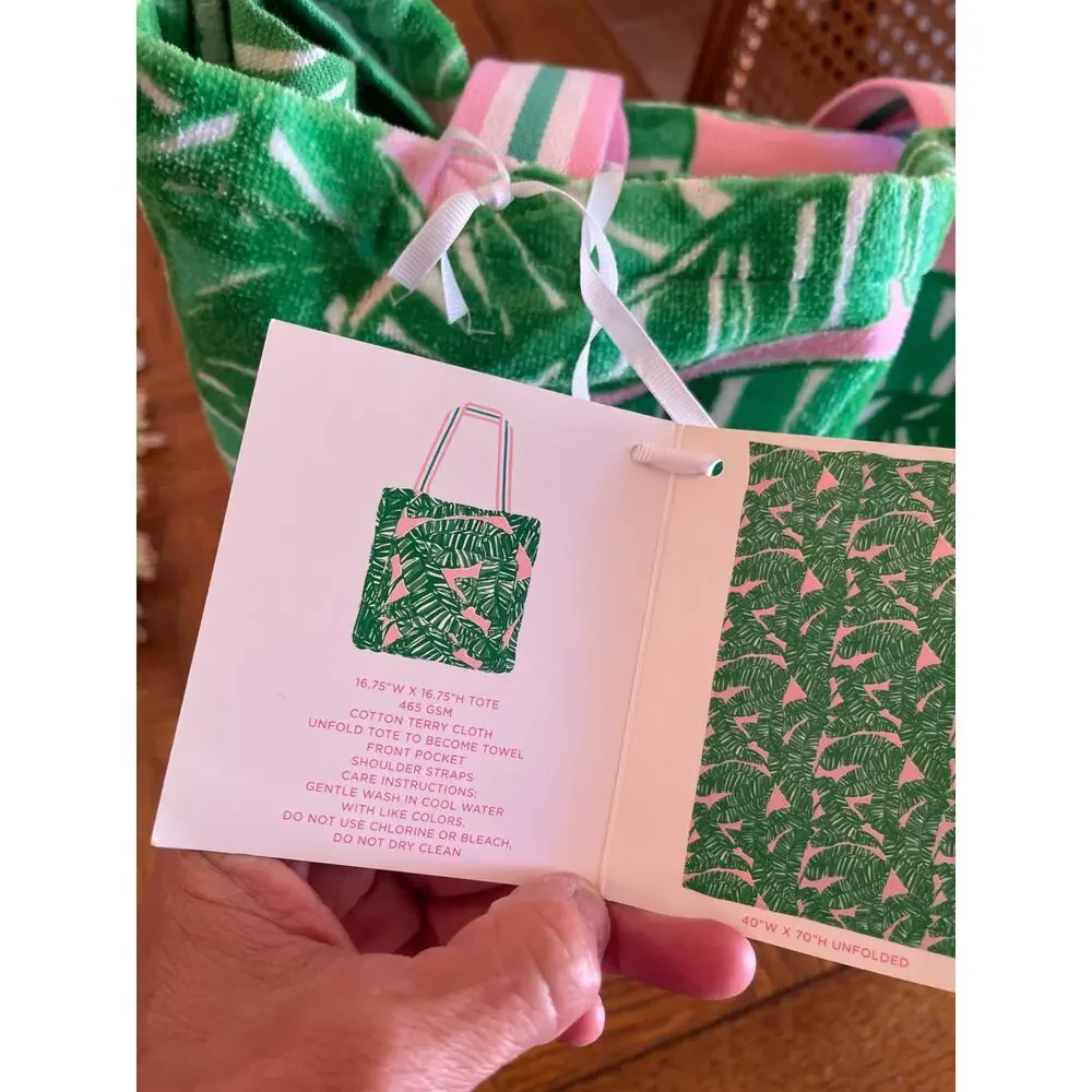 Lilly Pulitzer Towel Tote, Conch shell Pink